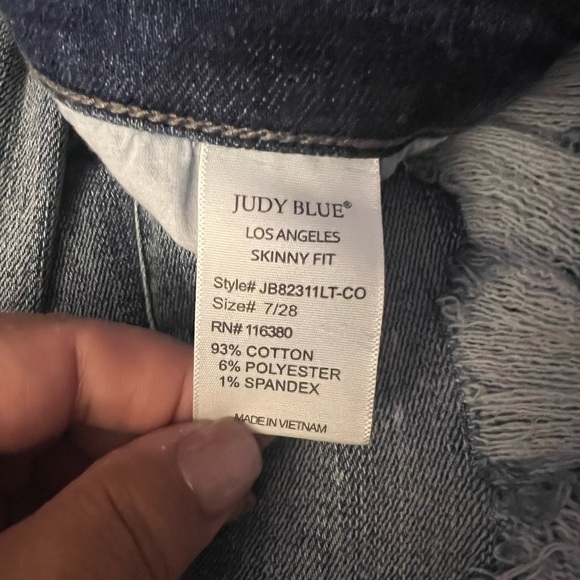 Judy Blue Light Wash Distressed Boyfriend Jeans - Picture 6 of 6